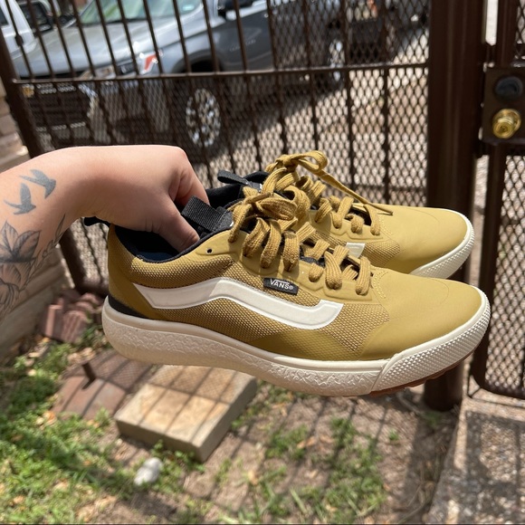 vans ultrarange for running